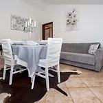 Len Rovinj