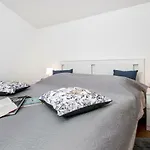 Len Apartament *