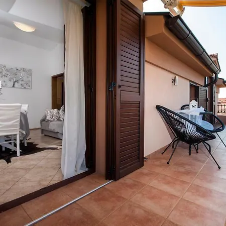 Διαμέρισμα Len