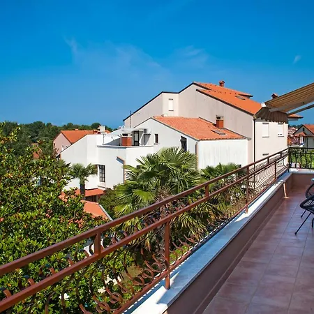 Len Apartament Rovinj