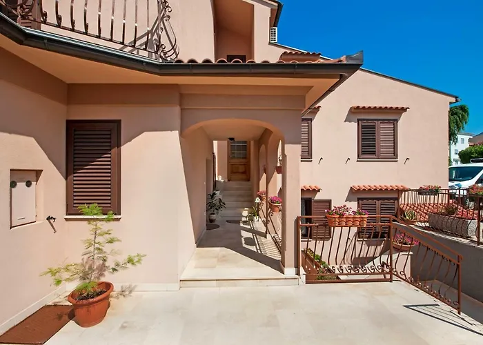 Len Διαμέρισμα *